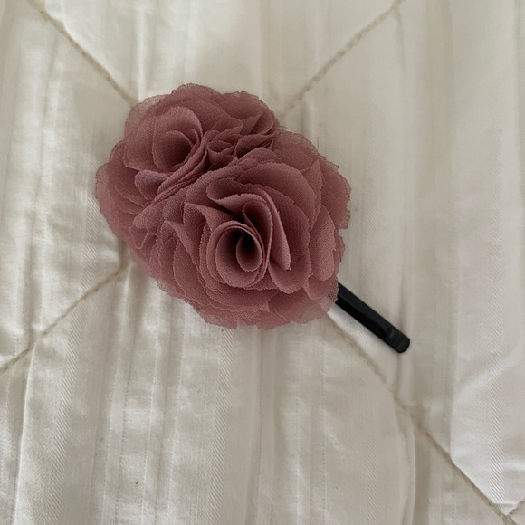 J. Crew Pink Floral Hair Clip - Picture 1 of 2